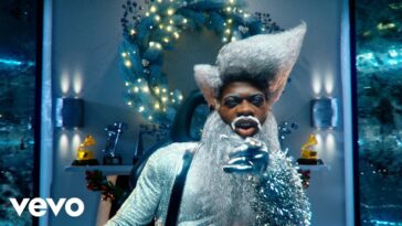 Lil Nas X HOLIDAY Official Video › MIZIKING ›
