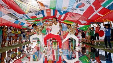 Jason Derulo Colors Official Music Video Coca Cola Anthem for the 2018 FIFA World Cup › MIZIKING ›